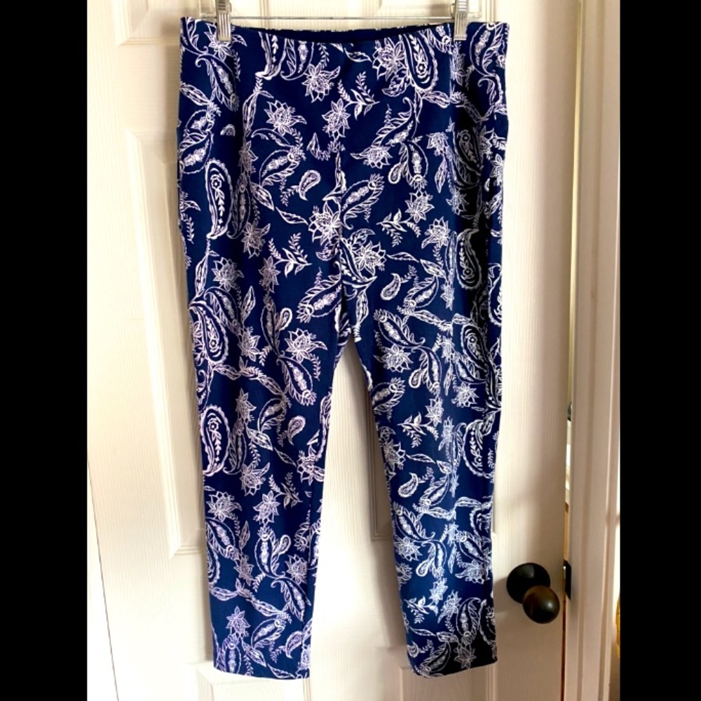 Chico’s Zenergy So Slimming Crop Leggings